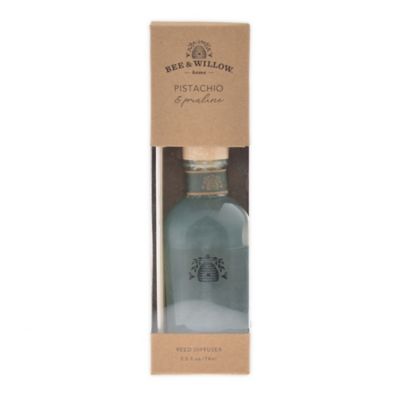 Bee & Willow Pistachio And Praline 2 Oz. Aroma Diffuser Green