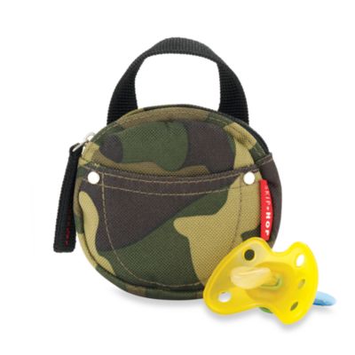 skip hop pacifier pocket