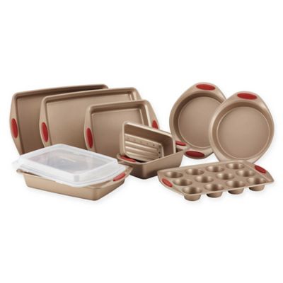 Rachael Ray&trade; Cucina Non-Stick 10-Piece Bakeware Set in Brown/Red