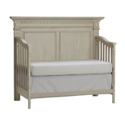kingsley venetian crib antique white