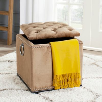 Featured image of post Yellow Ottoman Living Room / Perfect as a bedroom bench at the foot of your bed or as an accent bench in the hallway or living room.