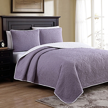 Marseille Reversible Full/Queen Quilt Set in Lilac. View a larger version of this product image.