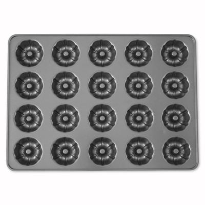Specialty and Novelty Cake Pan Mold Gray 9 Cooking Light Fluted Tube Premium Non-Stick Specialty and Novelty Cake Pan Mold Gray 9 Cooking Light Fluted Tube Premium Non-Stick