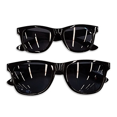 Daddy & Me Tiny Treasures 2-Piece Sunglasses Set in Black. View a larger version of this product image.