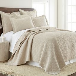 Clearance Quilt Sets Coverlets Bed Bath Beyond