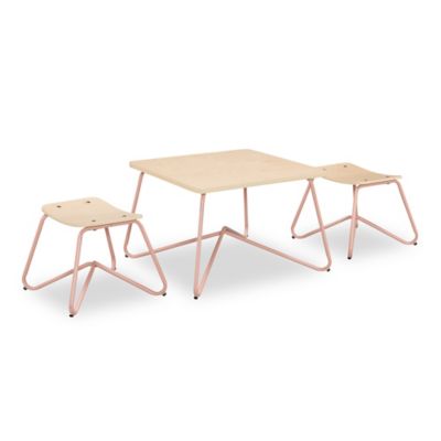 kids table and stools