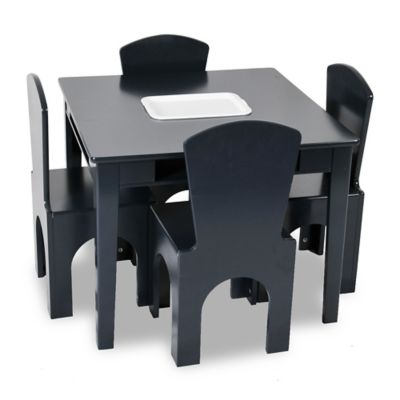 kids table and chairs
