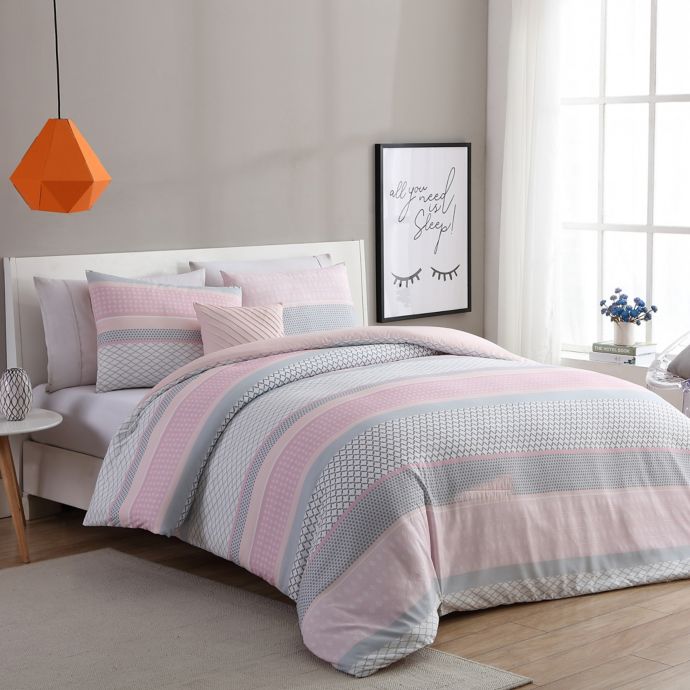 pink and grey bedding
