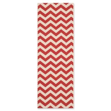 Safavieh Courtyard 2&#39;3 x 6&#39;7 Thick Chevron Indoor/Outdoor Runner in Red. View a larger version of this product image.