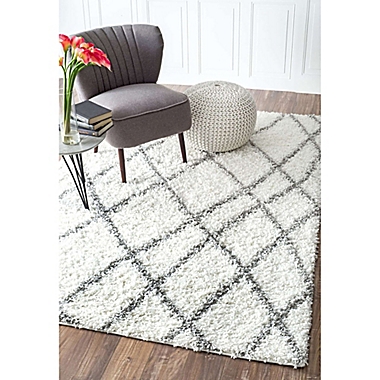 nuLOOM Alvera Diamond Easy Shag 5-Foot 3-Inch x 7-Foot 6-Inch Area Rug in White. View a larger version of this product image.