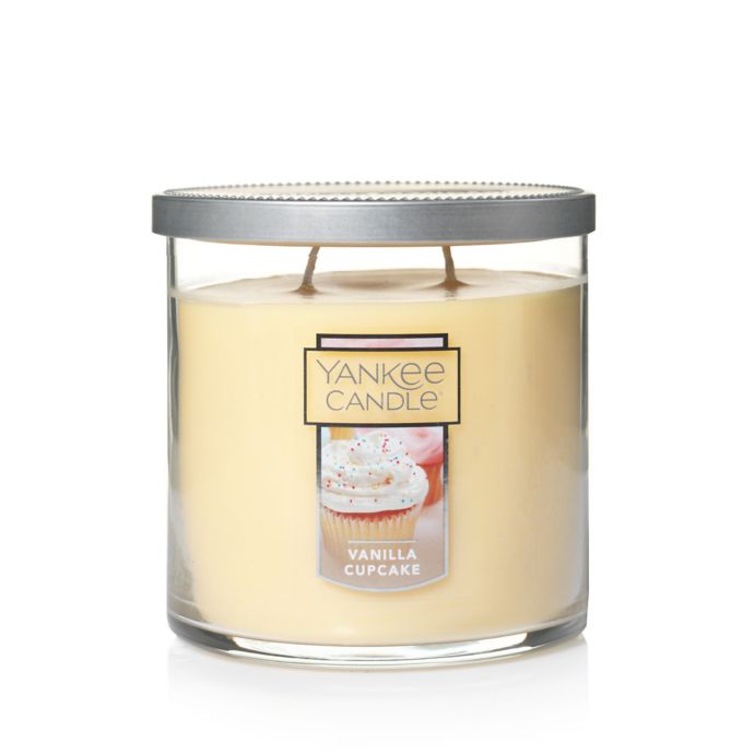 Yankee Candle® Housewarmer® Vanilla Cupcake Medium Lidded Candle