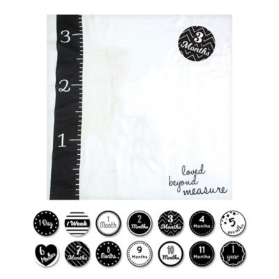 Lulujo Baby &quot;Loved Beyond Measure&quot; Muslin Swaddle Blanket and Cards Set in White/Grey