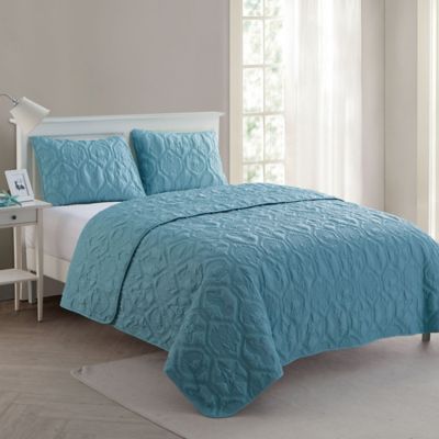 VCNY Home Shore 3-Piece Queen Quilt Set in Blue