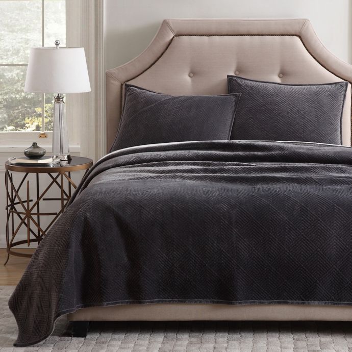 Pure Velvet Quilt Set | Bed Bath and Beyond Canada