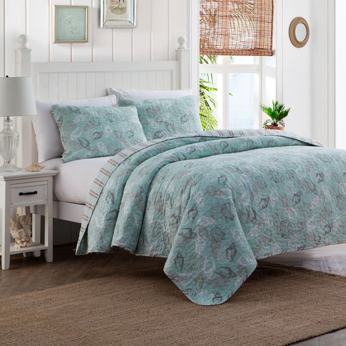 Seashell Reversible Quilt Set | Bed Bath & Beyond