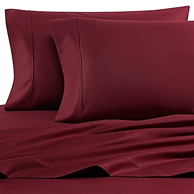 Heartland&reg; HomeGrown&trade; 400-Thread-Count Solid Sateen Queen Sheet Set in Burgundy. View a larger version of this product image.