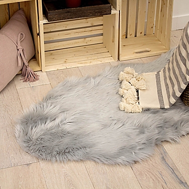 Jean Pierre Faux Fur 2&#39;4" x 4&#39; Accent Rug in Light Grey. View a larger version of this product image.