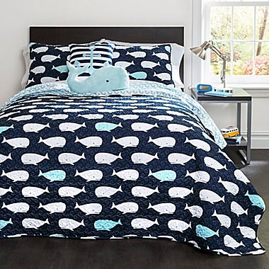 Lush Décor Whale 5-Piece Reversible Full/Queen Quilt Set in Navy. View a larger version of this product image.