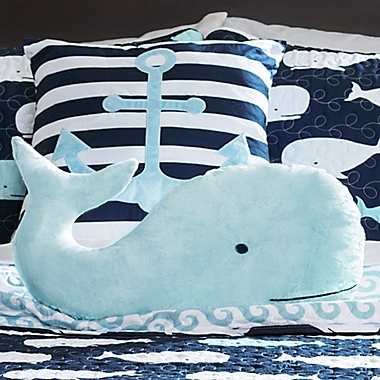 Lush Décor Whale 5-Piece Reversible Full/Queen Quilt Set in Navy. View a larger version of this product image.
