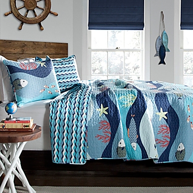 Lush Décor Sea Life 3-Piece Reversible Full/Queen Quilt Set in Blue. View a larger version of this product image.
