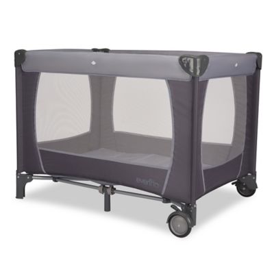 evenflo babysuite classic playard with bassinet