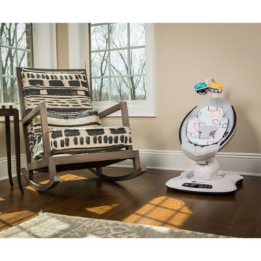 4moms&reg; Newborn Reversible Insert in Grey/White. View a larger version of this product image.