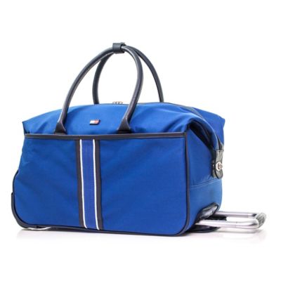tommy hilfiger duffle bag with wheels