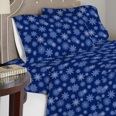 Pointehaven 175 GSM Snowflakes Flannel Twin XL Sheet Set in Blue/White