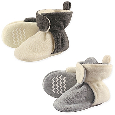 Hudson Baby&reg; 2-Pack Size 6-12M Fleece Scooties Slipper in Beige/Grey. View a larger version of this product image.