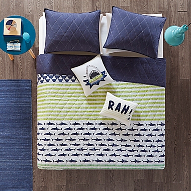 Urban Habitat Kids Finn Full/Queen Coverlet Set in Green/Navy. View a larger version of this product image.