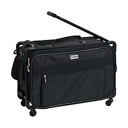 Tutto 22-Inch Carry On Suiter in Black