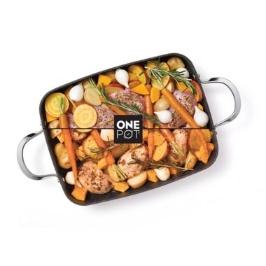 Starfrit the Rock&trade; Nonstick 9-Inch x 13-Inch 5.3 qt. Rectangular Dish in Black. View a larger version of this product image.