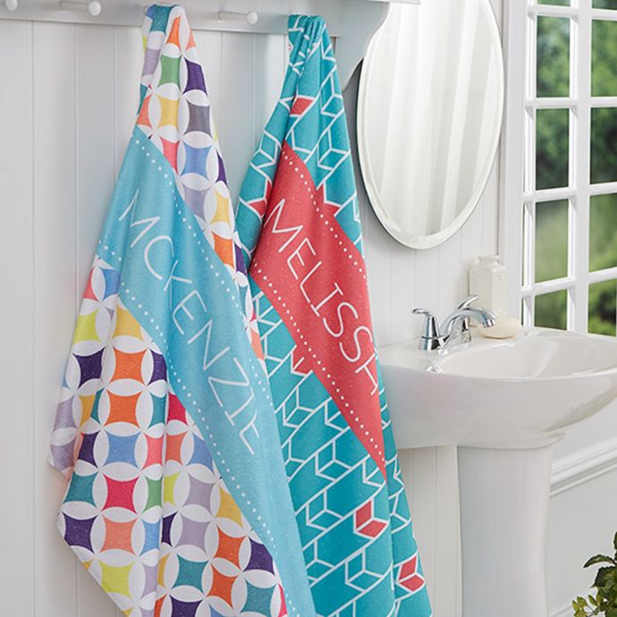 Quatrefoil Pattern Bath Towel | Bed Bath and Beyond Canada