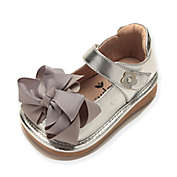 Mooshu Trainers Size 3 Ready Set Bow Mary Jane Shoe in Silver