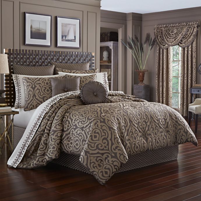 J Queen New York Astoria 4 Piece Comforter Set Bed Bath Beyond