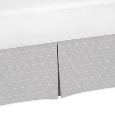 Sweet Jojo Designs Mountains Triangle Print Queen Bed Skirt in Grey/White