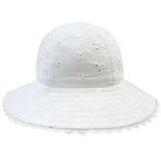 Toby&trade; Reversible Eyelet Wide Brim Hat in White