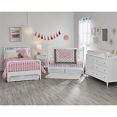Little Seeds Rowan Valley Linden Twin-Size Bed in White. View a larger version of this product image.