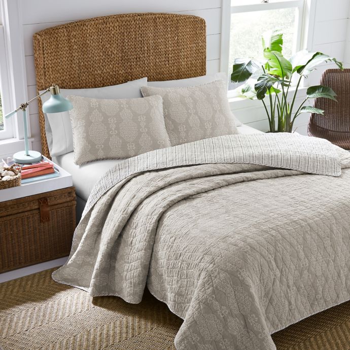 Nine Palms Coco Beach Reversible Quilt Set | Bed Bath & Beyond