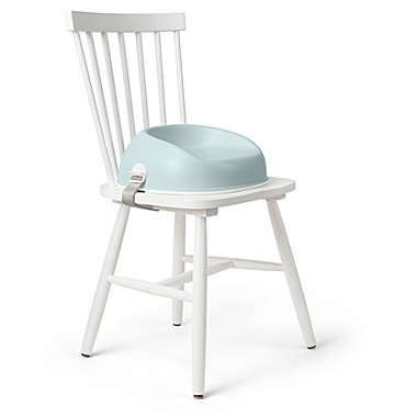 BABYBJÖRN&reg; Booster Seat in Mint Green. View a larger version of this product image.