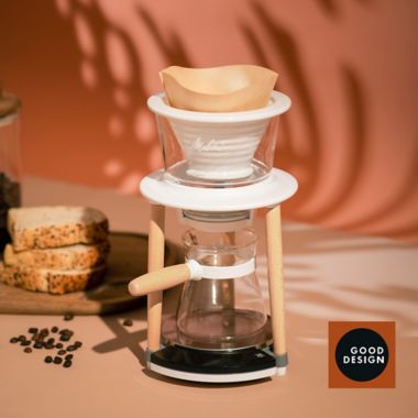 Melitta&reg; SENZ V&trade; Smart Pour-Over&trade; Coffee System in White. View a larger version of this product image.