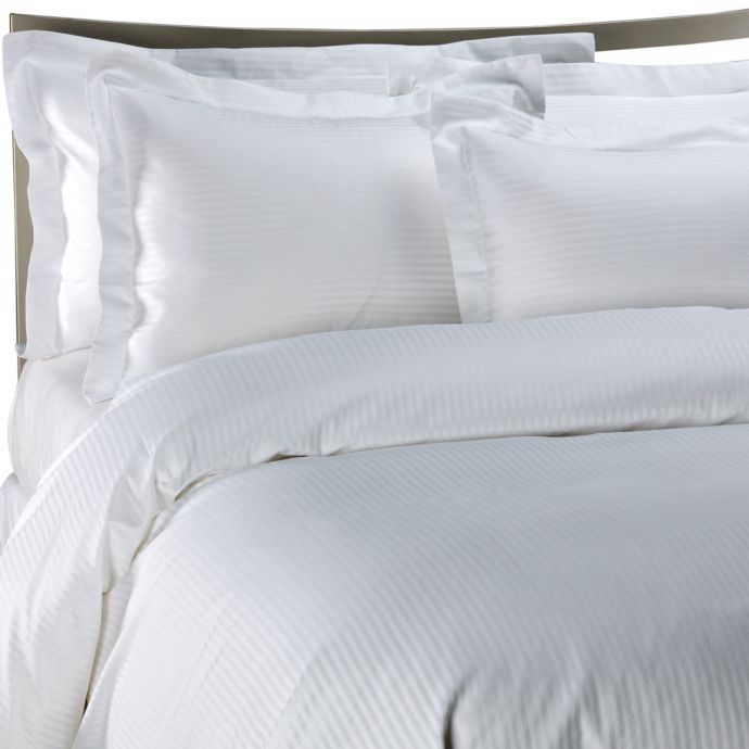 Palais Royale Hotel Collection Duvet Cover In White Stripe Bed