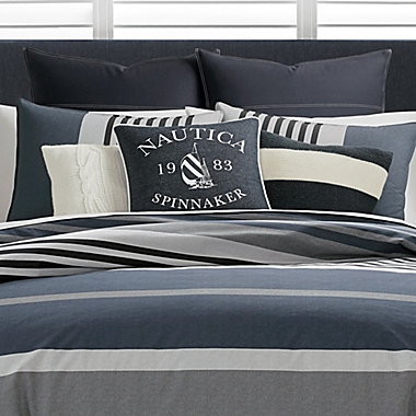 Nautica&reg; Rendon Reversible Full/Queen Comforter Set in Navy. View a larger version of this product image.