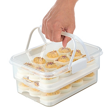 Progressive&reg; SnapLock&trade; Collapsible Egg Carrier. View a larger version of this product image.