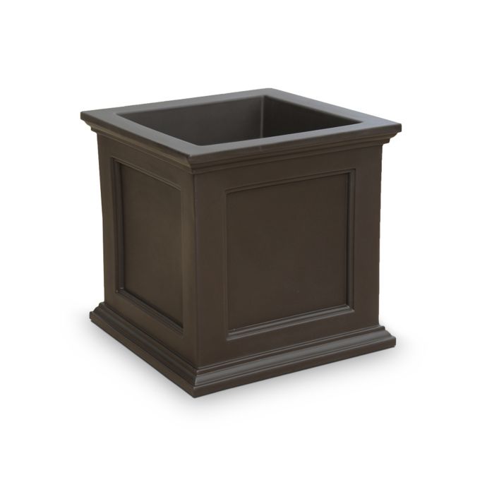 Mayne Fairfield 20-Inch x 20-Inch Square Patio Planter in 