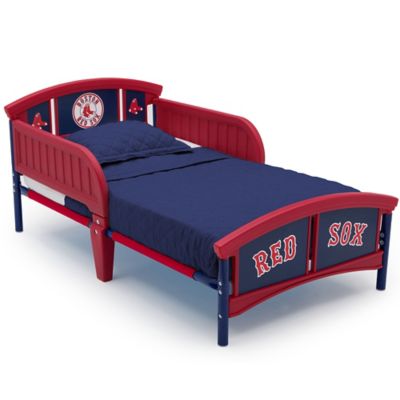 minnie mouse wooden bed