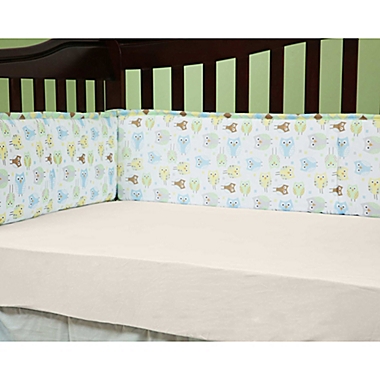 LA Baby&reg; Fitted Full-Size Crib Sheet in White. View a larger version of this product image.