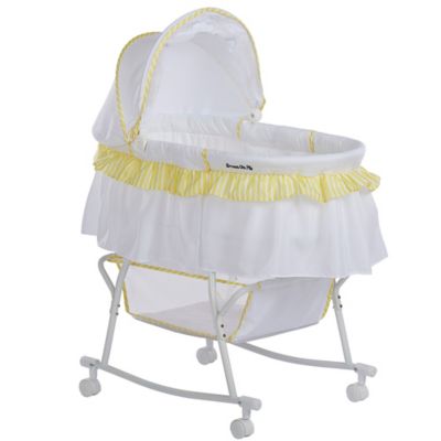 baby white bassinet