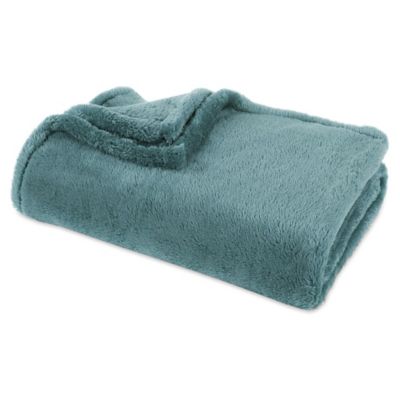 Berkshire Blanket® Extra-Fluffy™ Heavyweight Throw Blanket | Bed Bath ...