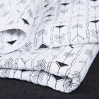 Sammy &amp; Lou Arrows Quilt in Black/White. View a larger version of this product image.